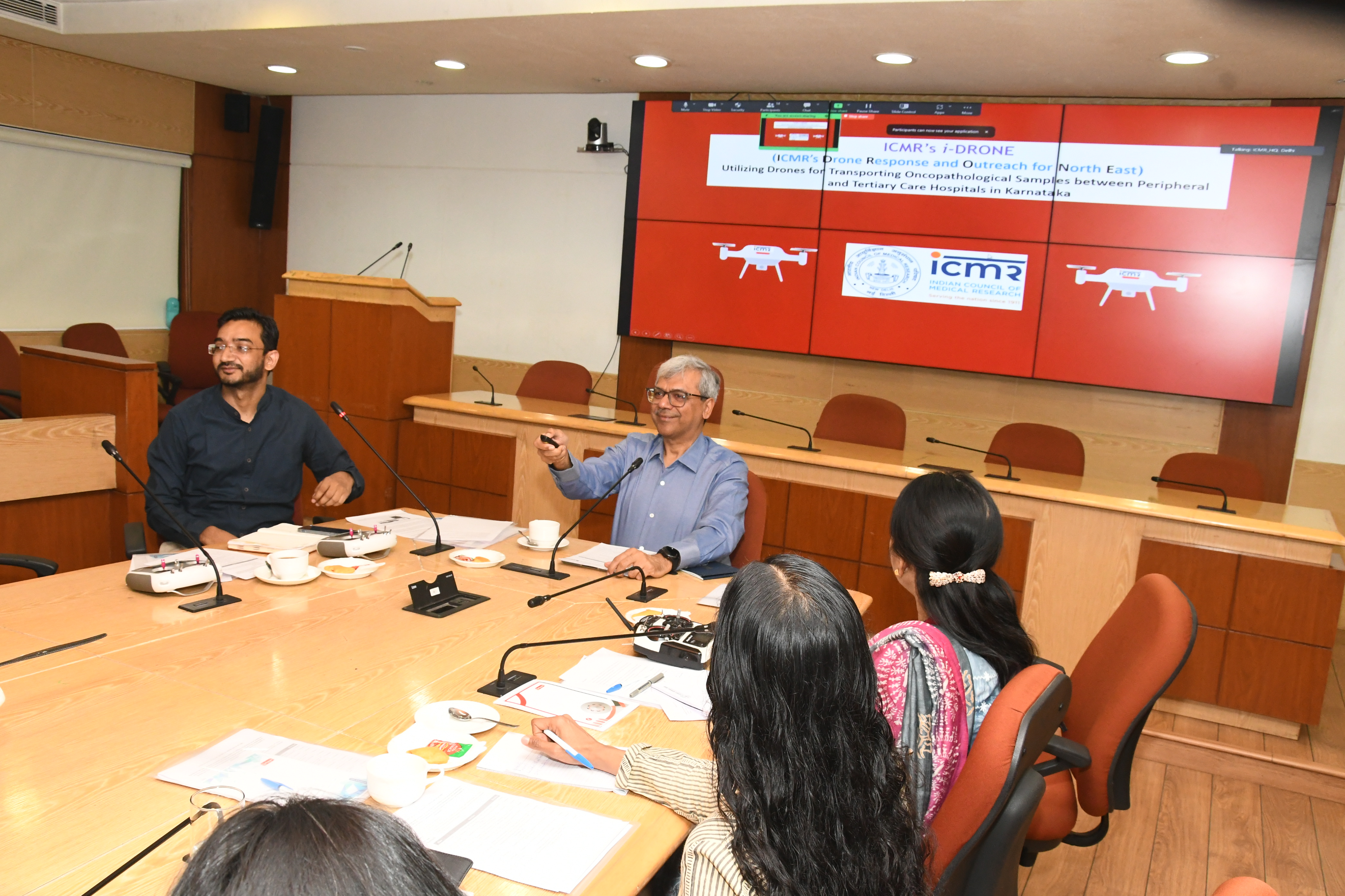 Delivering intra-operative pathological samples